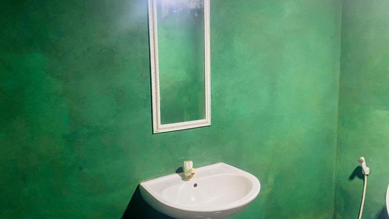 Sigiriya Homestay Exteriör bild